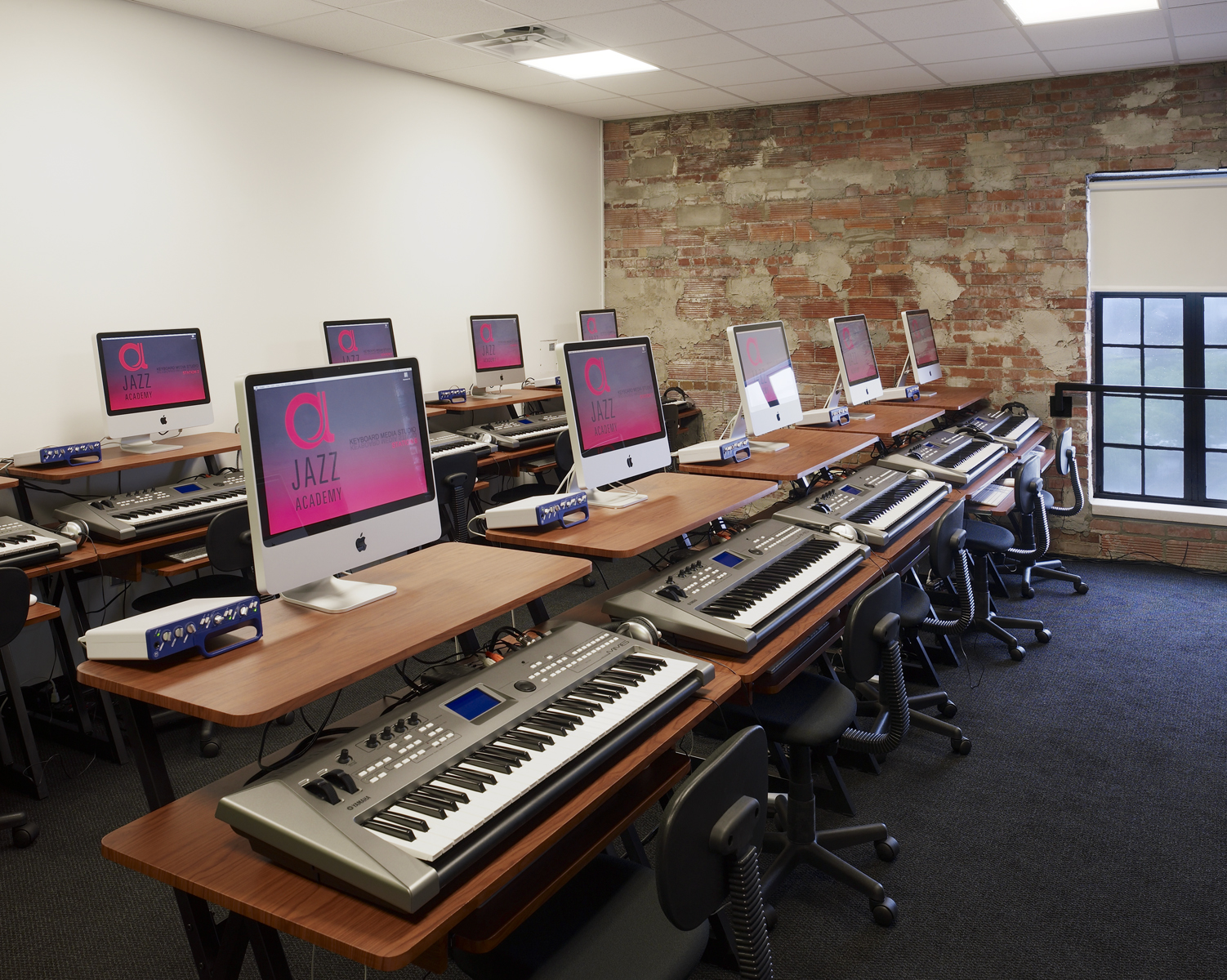 Lincoln_JAG Keyboard Lab Hardlines Design Company